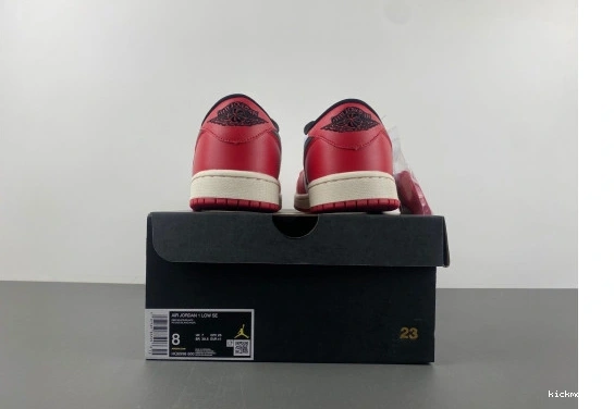 HQ6998-600 Jordan  HQ6998-600 1 OG  Low Air “Chicago” 0516